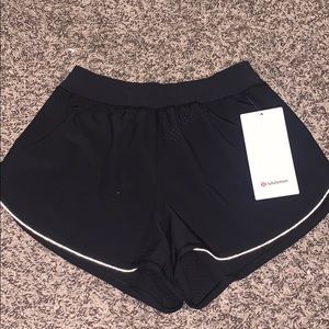Brand new Lululemon shorts with tag!!!